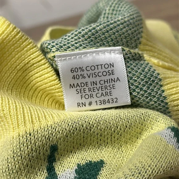 ModCloth EUC spring summer beach umbrella yellow green knit stretchy top blouse - Picture 5 of 6